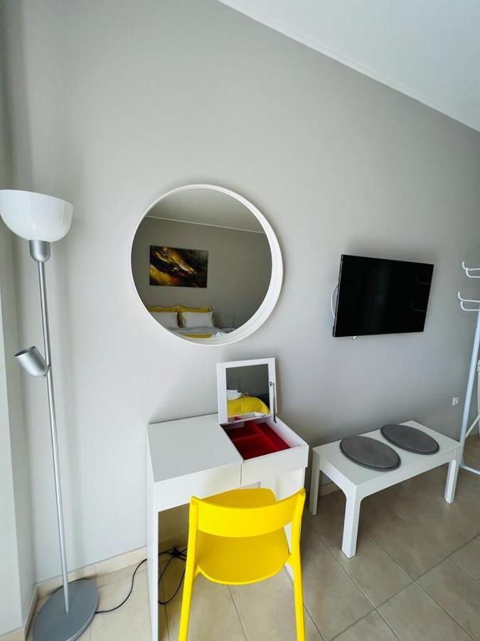 Appartamento Sunlight Studio Atene Esterno foto